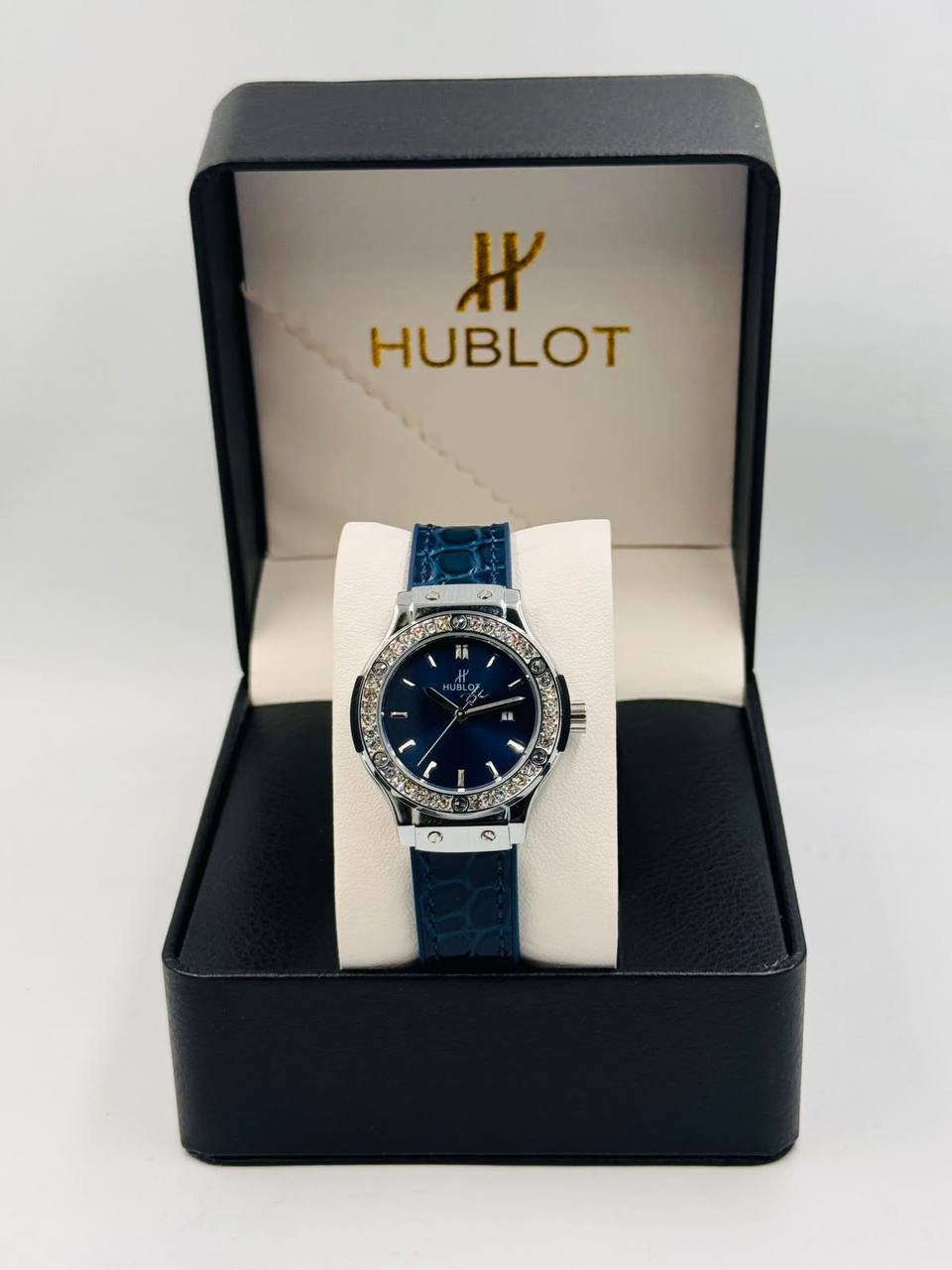 Hublot Ladies
*New arrival*🔥
80 dhs✅

Zain08
♥️♥️♥️