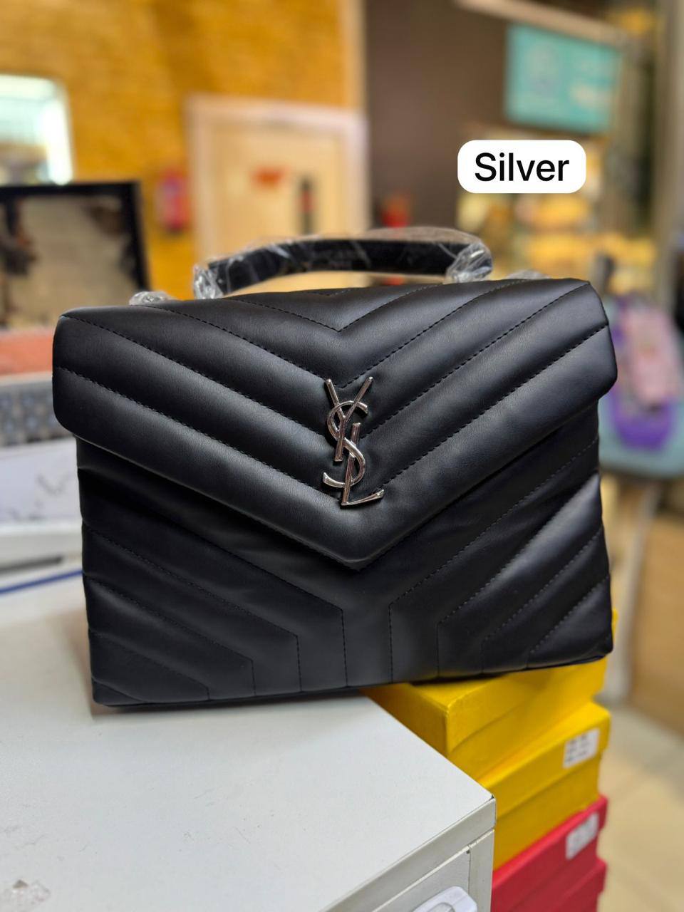 YSL / Guess / LV
Size: 45 ~ 25  cm

85 dhs🪙🌺
（YSL design with box 🎁）

Zain115
♥️♥️♥️