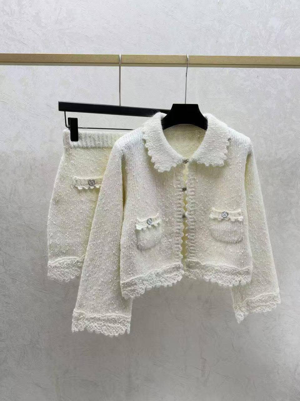 *New collections*                                                
CHANEL

Super Master quality

Sizes: S M L XL
800 dhs🇦🇪🇦🇪🇦🇪

Zain308
♥️♥️♥️