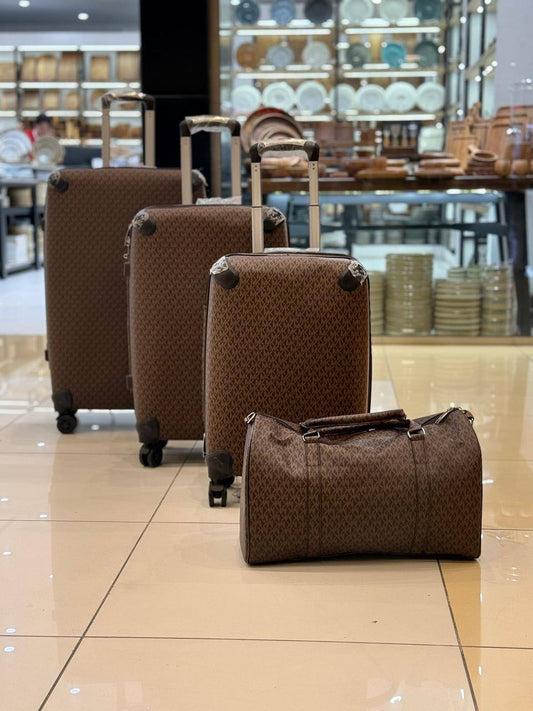 Luggage 

4 pc set 

430 dhs 

Zain117
♥️♥️♥️