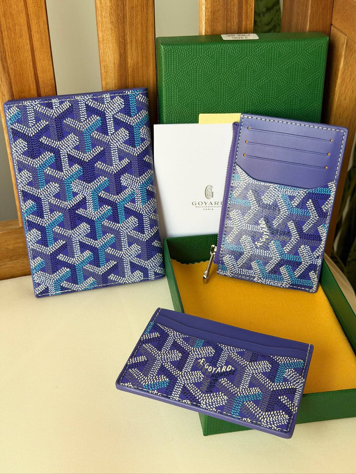 GOYARD
Super Master Quality
Original Packing🎁
Passport cover & Card Holder


For Price 👇 WhatsApp✅
0568585901 
0507557372
0552275751 Owner Zain 👌

Zain321
♥️♥️♥️