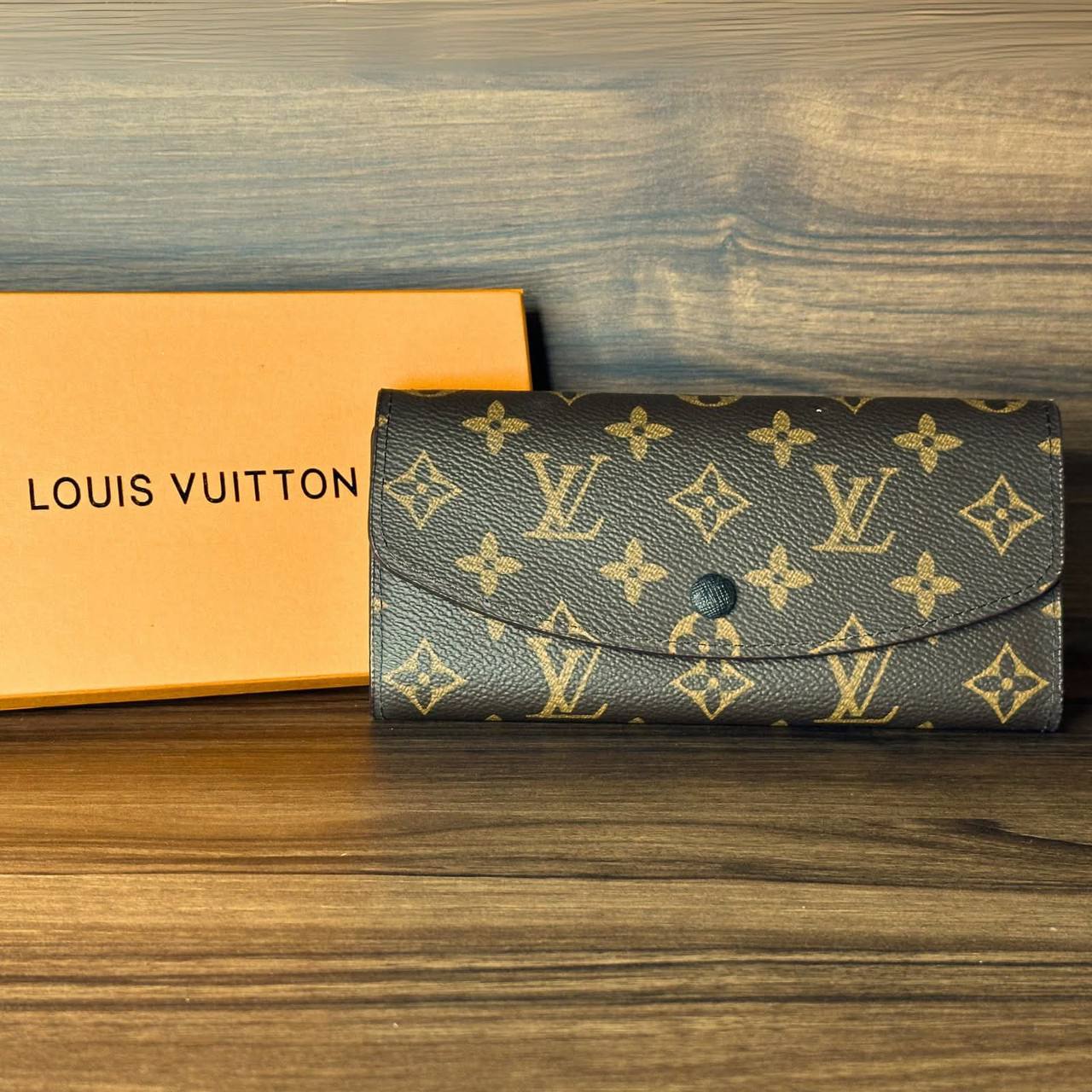 WALLETS AND CARD HOLDERS 
GOOD QUALITY
25 dhs✅

Zain40
♥️♥️♥️