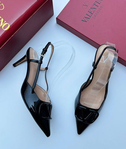Valentino 
120 dhs🇦🇪
Size 36-42

Zain55

اطلبوه من الوتس المثبت في الأعلى👆🏻👆🏻

تواصلو معنا 👈🏻 Zain 
For order WhatsApp pinned 👆🏻

♥️♥️♥️