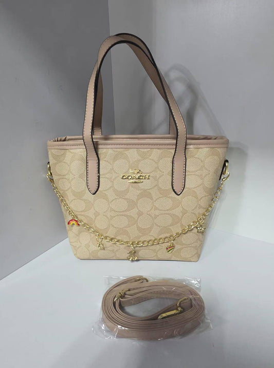 Coach
75 dhs✅

Zain232
♥️♥️♥️