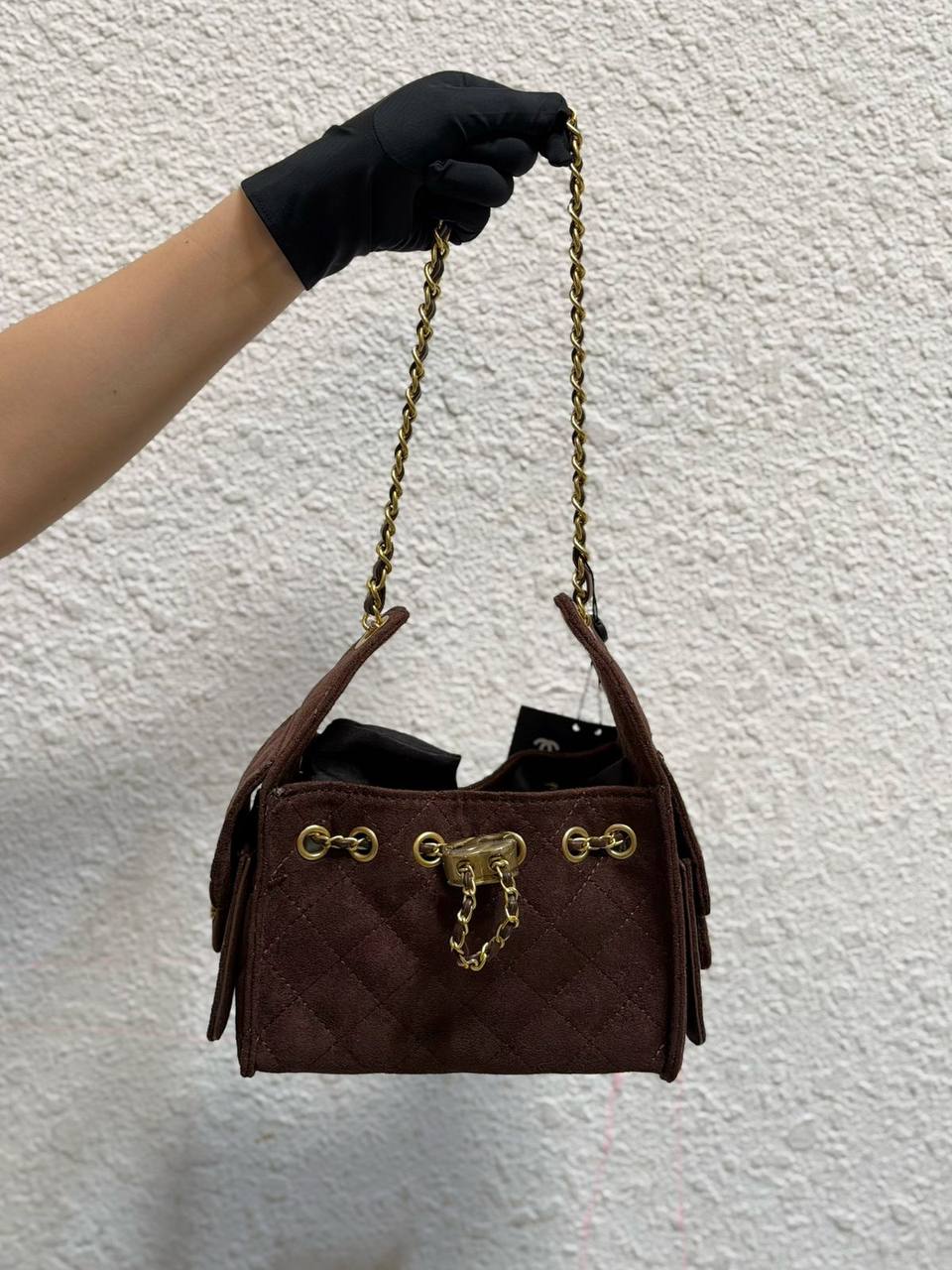 Chanel 
25bag mini 
Size:20×22cm
120 dhs💓

Zain114
♥️♥️♥️