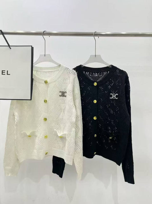 *New collections     
120 dhs🪙💕
*good  quality  ✅
*Sizes: free size 
*AVAILABLE NOW*

Zain231
♥️♥️♥️