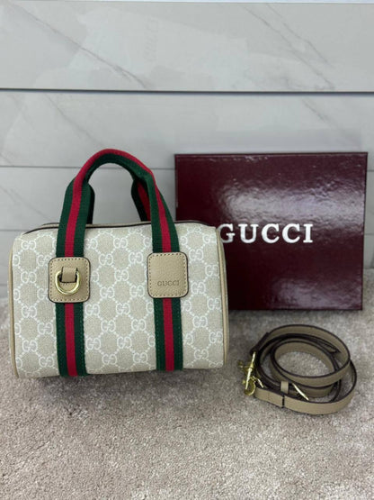 HERMES 
25cm
110 dhs🪙🌨️ 

Zain44
♥️♥️♥️