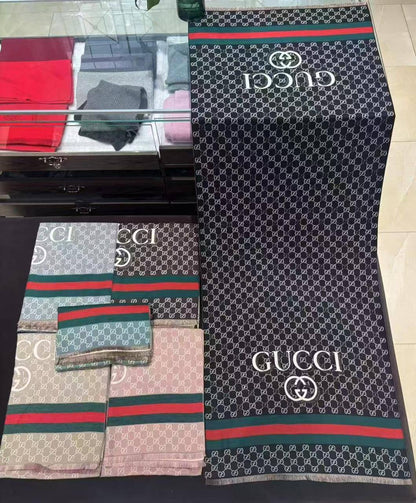 Winter scarf 
45 dhs🪙🌨️

Zain93
♥️♥️♥️