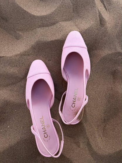 Chanel
AAA Quality
*CHANEL*
𝗦𝗶𝘇𝗲 𝟯𝟲 𝘁𝗼 𝟰𝟭 
450 dhs✅

Zain303
♥️♥️♥️