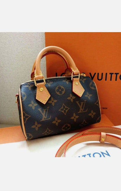 LV
With box 🎁🎁🎁

80 dhs❣️
speedy

Zain136
♥️♥️♥️