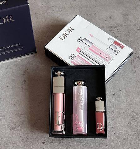 Dior Set
55 dhs🪙💕

Zain01
♥️♥️♥️