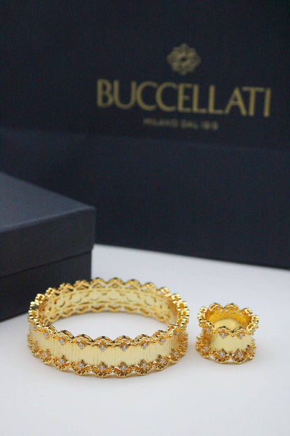 Master branded accessories 

Ask Price WhatsApp

0568585901
0507557372

Zain122
♥️♥️♥️