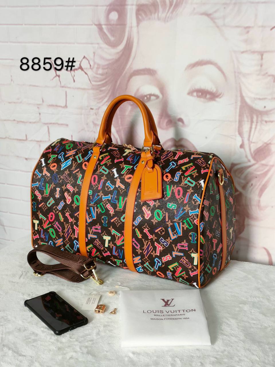 LV 
Travel Bags
140 dhs✅ Glossy
130 dhs✅ Normal

Zain137
♥️♥️♥️