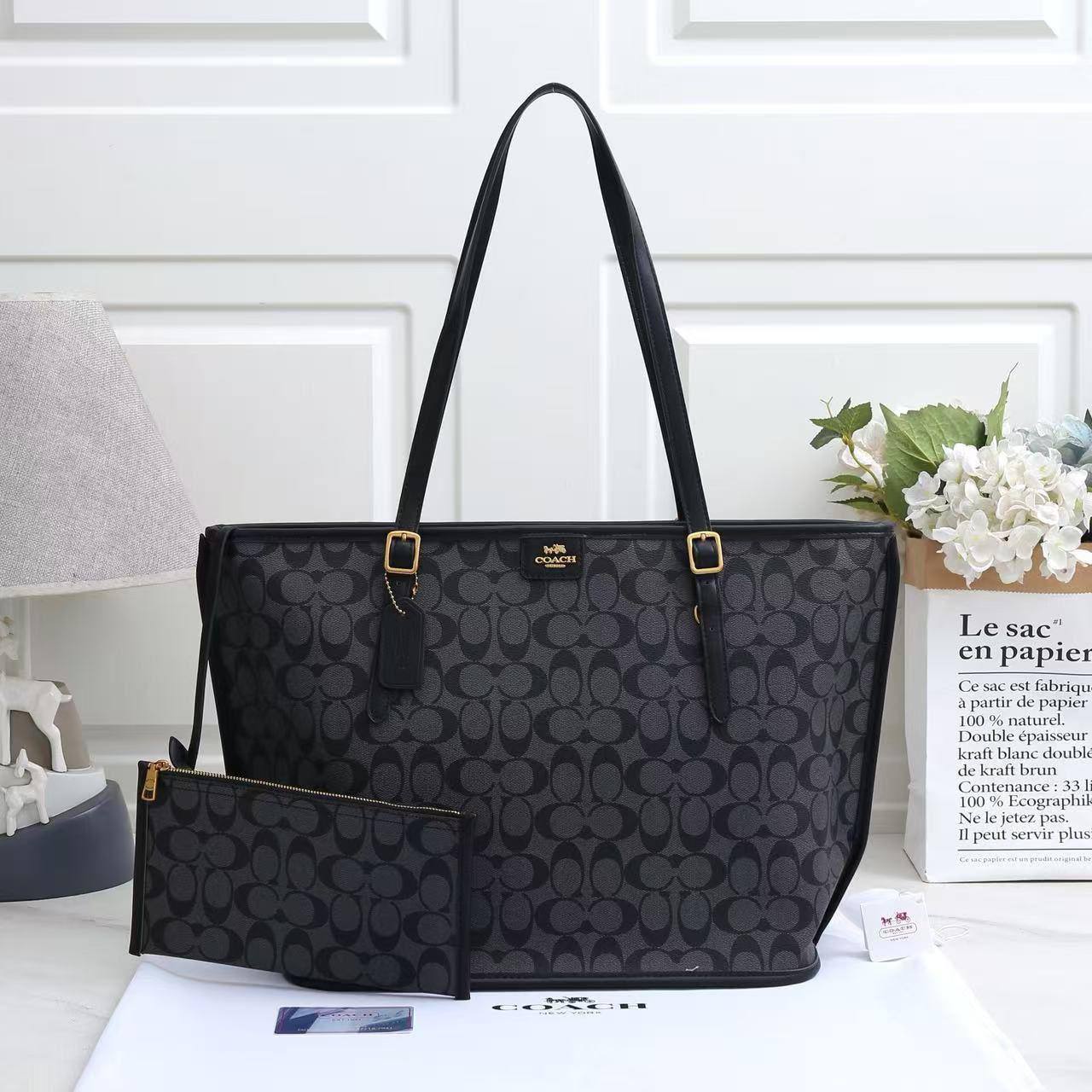 COACH

 NEW CAME 

HIGH QUALITY  

110 DHS🇦🇪🇦🇪🇦🇪

Zain295
♥️♥️♥️
