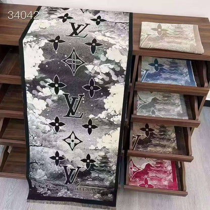 Scarf
40 dhs💓

Zain200
♥️♥️♥️