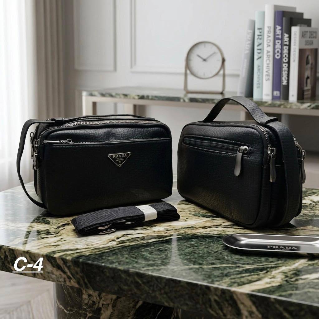 Bags

Price 1p 

70 DHS🇦🇪🇦🇪

good quality

Zain182
♥️♥️♥️