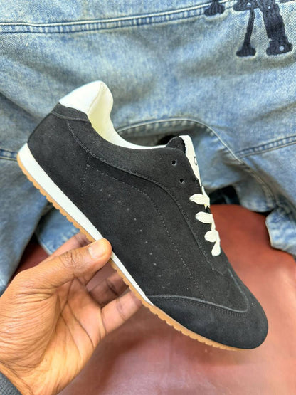 Alo
Size 40-45⚡️
140 dhs💓

Zain183
♥️♥️♥️