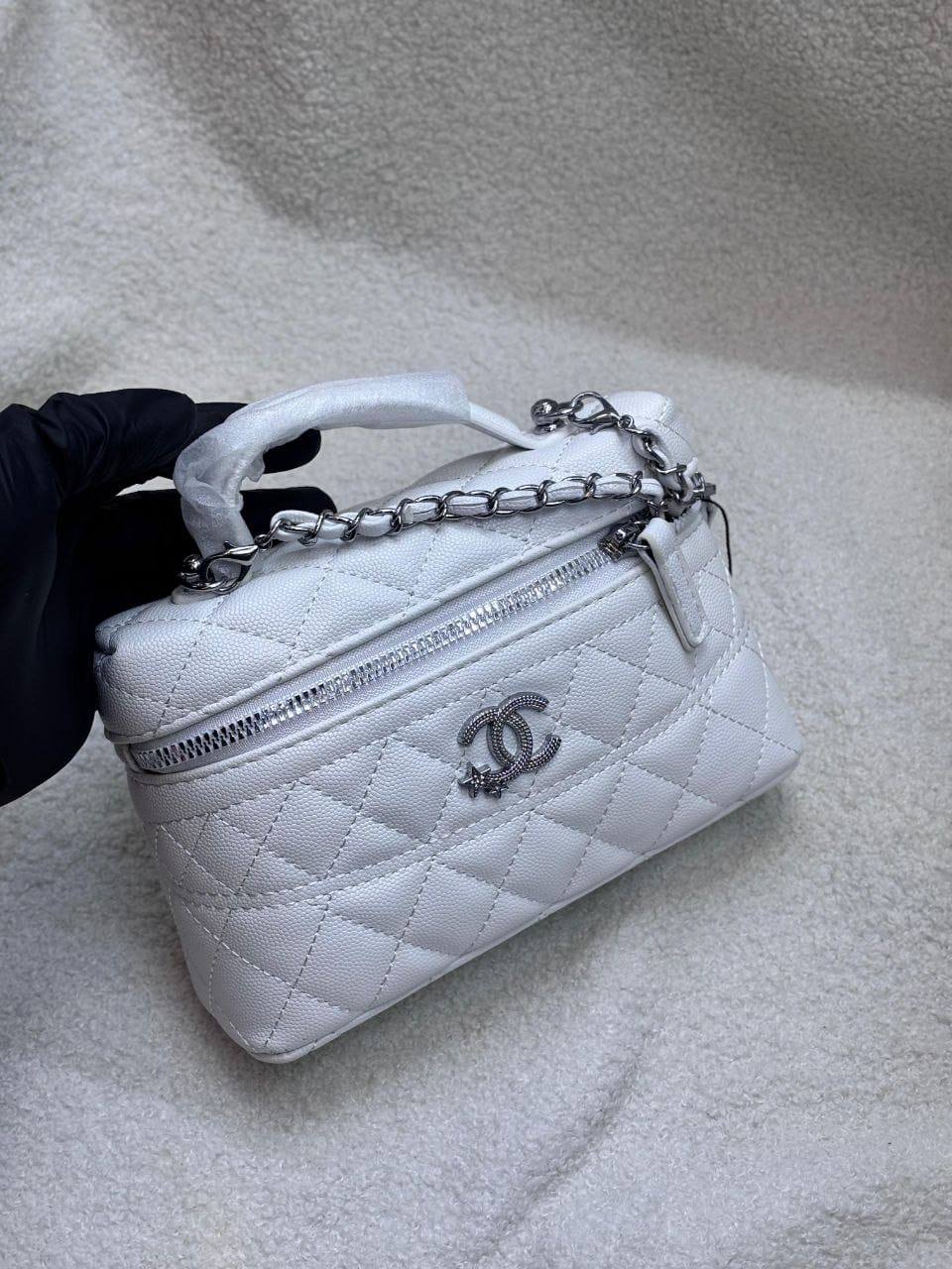 Chanel

With box🎁🎁🎁

90 dhs💓

Zain95
❤️❤️❤️