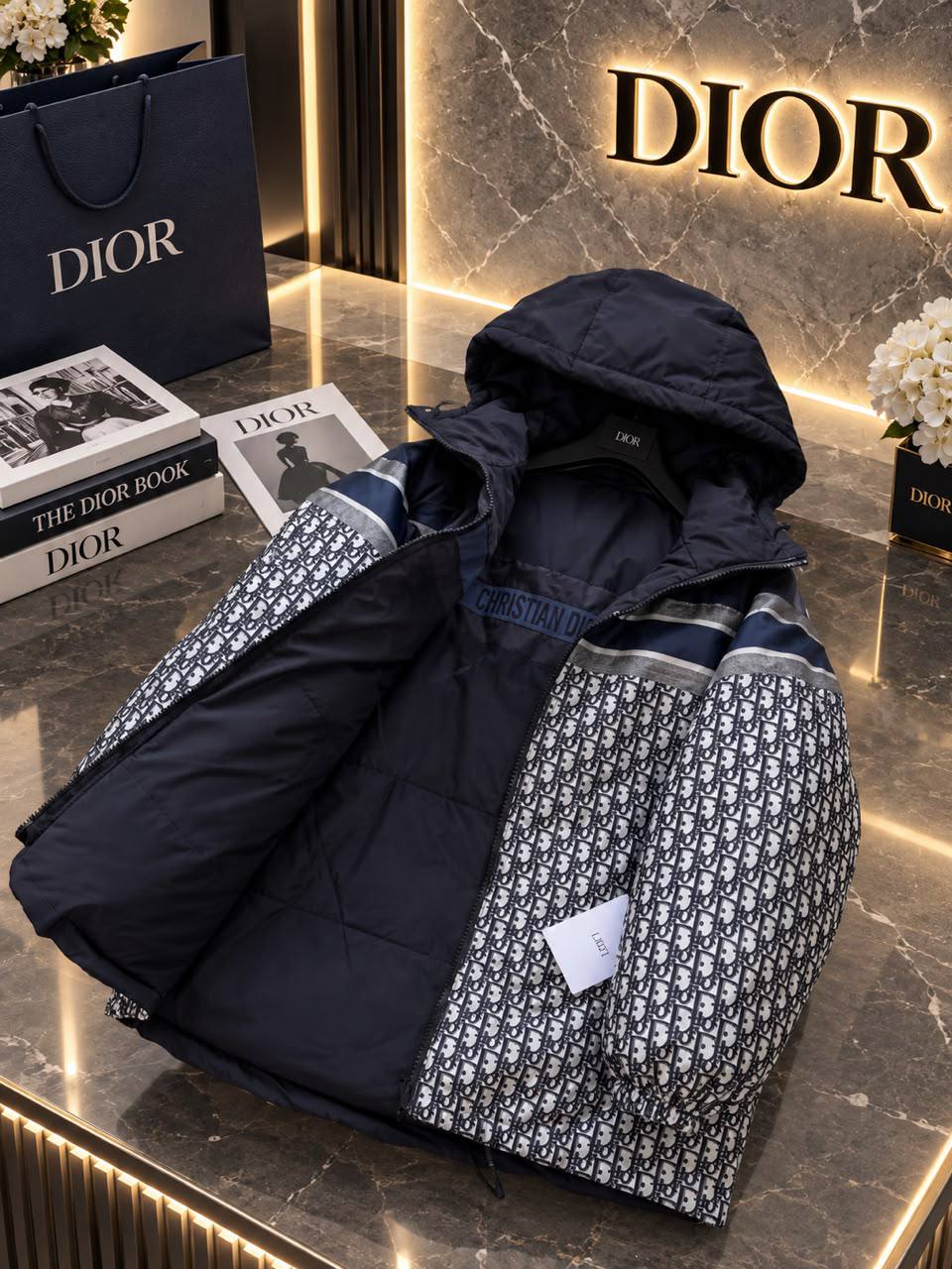 *New collections*                                                
*DIOR*
*Super Master quality*
*Sizes: S M L* 
590 dhs🇦🇪🇦🇪

Zain308
♥️♥️♥️