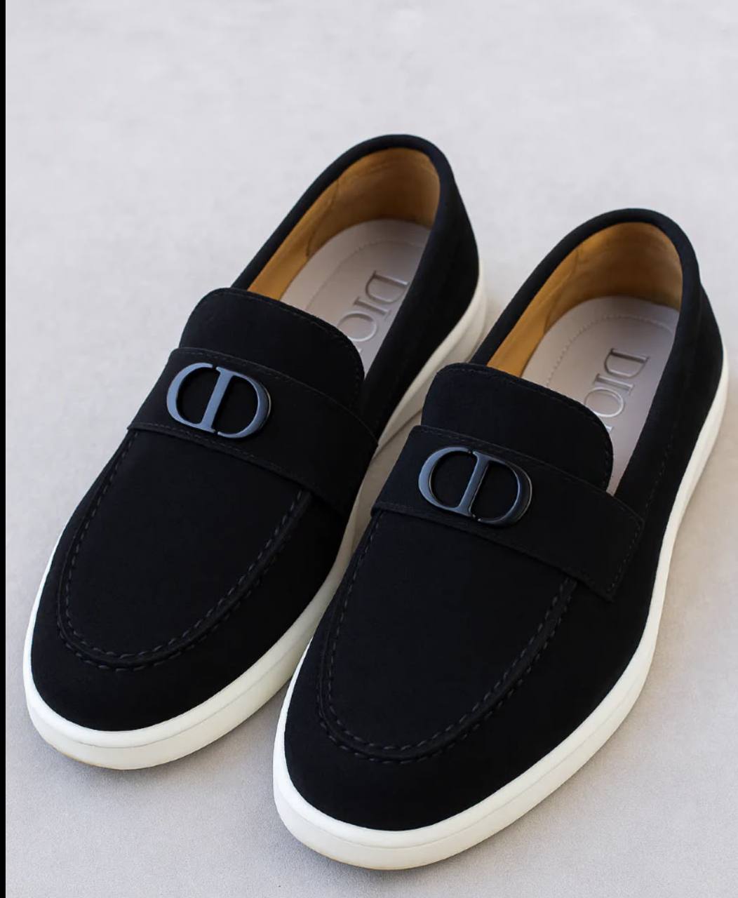 Dior
New 🆕 
Size 40 TO 45
170 dhs✅

Zain183
♥️♥️♥️