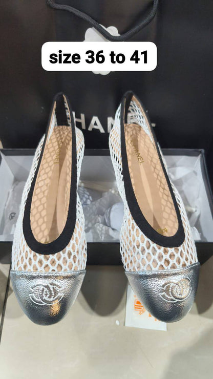 Chanel 

Size 36 to 41 

110 dhs✅

Zain146
♥️♥️♥️