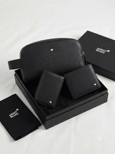 NEW CAME
POUCH & WALLET SET
GOOD QUALITY
110 dhs🇦🇪🇦🇪

Zain40
♥️♥️♥️