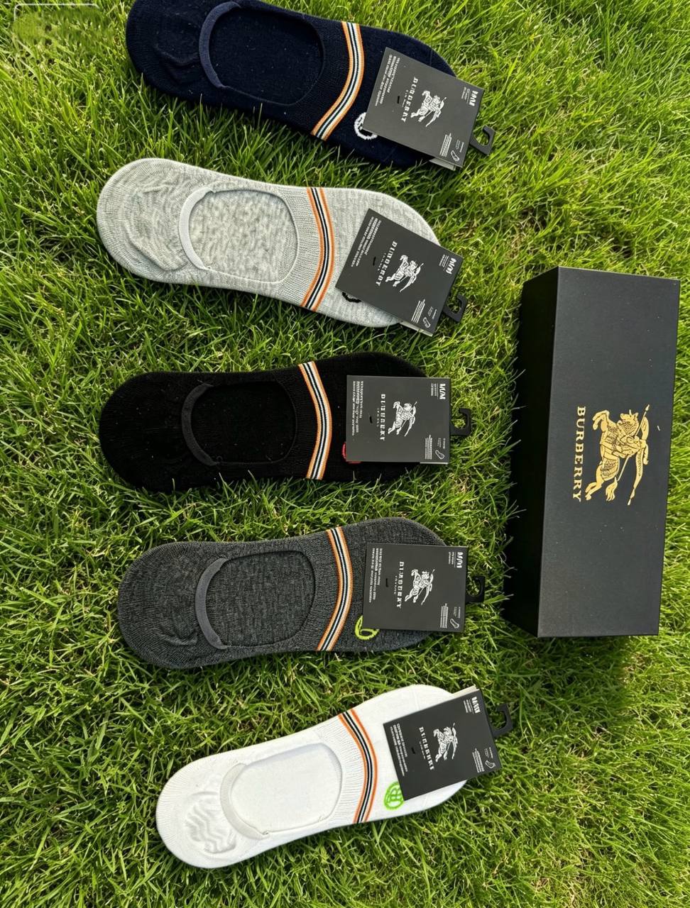 Socks 🧦*
good quality 💯
5 pieces 💥
With boxes 📦 
55 dhs✅

Zain216
♥️♥️♥️