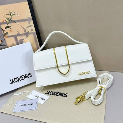 Jacquemus

100 dhs✅

with box🎁
size 24cm

Zain26
♥️♥️♥️