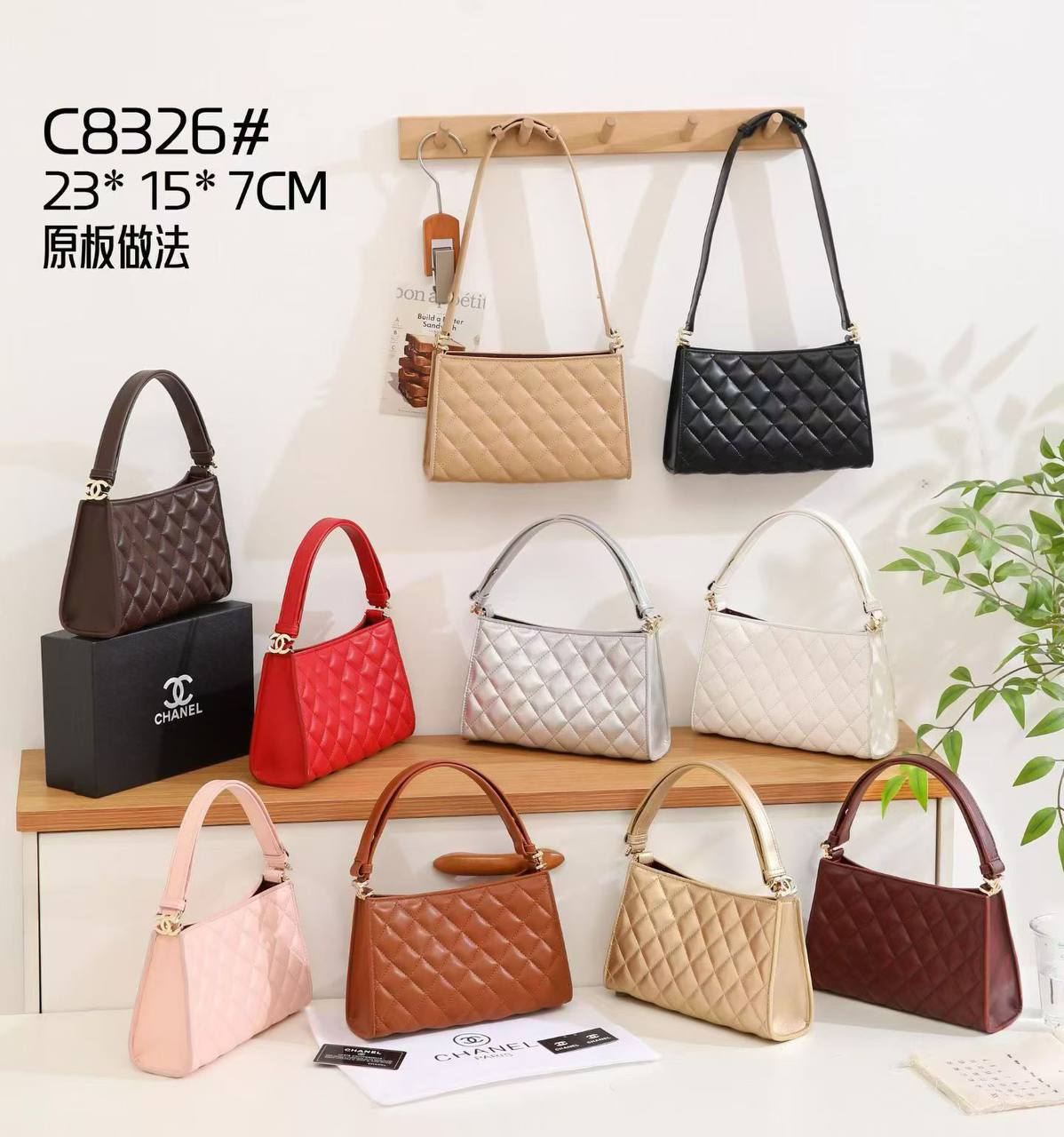 CHANEL  
22cm
95 dhs✅ 

with box
🎁🎁🎁

Zain254
♥️♥️♥️