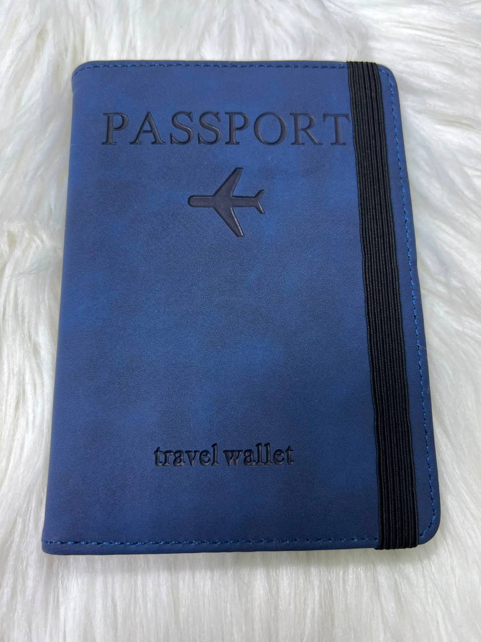 Passport Holder
40 dhs💓

Zain182
♥️♥️♥️