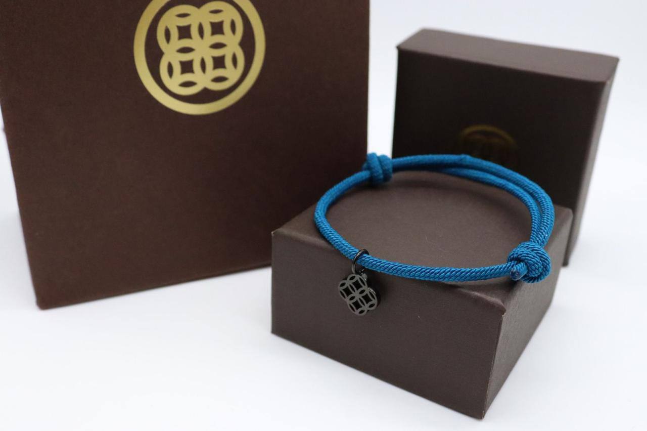 Bracelet 
55 dhs💓
+Box and paper bag🎁

Zain33
♥️♥️♥️
