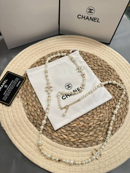 CHANEL 🔥*
Necklace 🦋
Long size 🌊
Master quality 💯
With master box 🗃️ 
Offer price 🤯
140 dhs🪙🌨️

Zain216
♥️♥️♥️