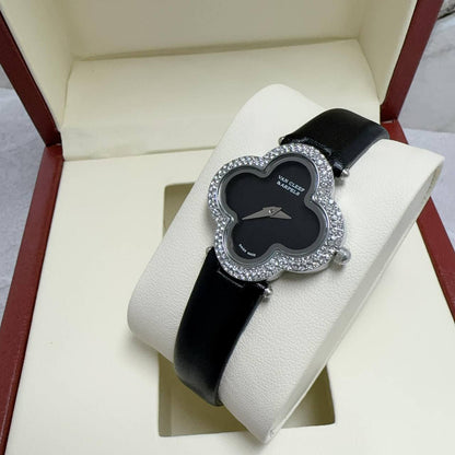 New Stock watches
65 dhs🪙

Zain45
♥️♥️♥️