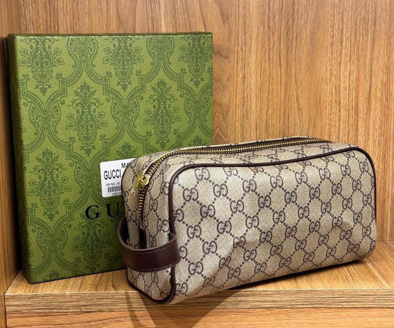 LV
Best quality with box’s 
75 dhs✅
size 25 cm

Zain290
♥️♥️♥️