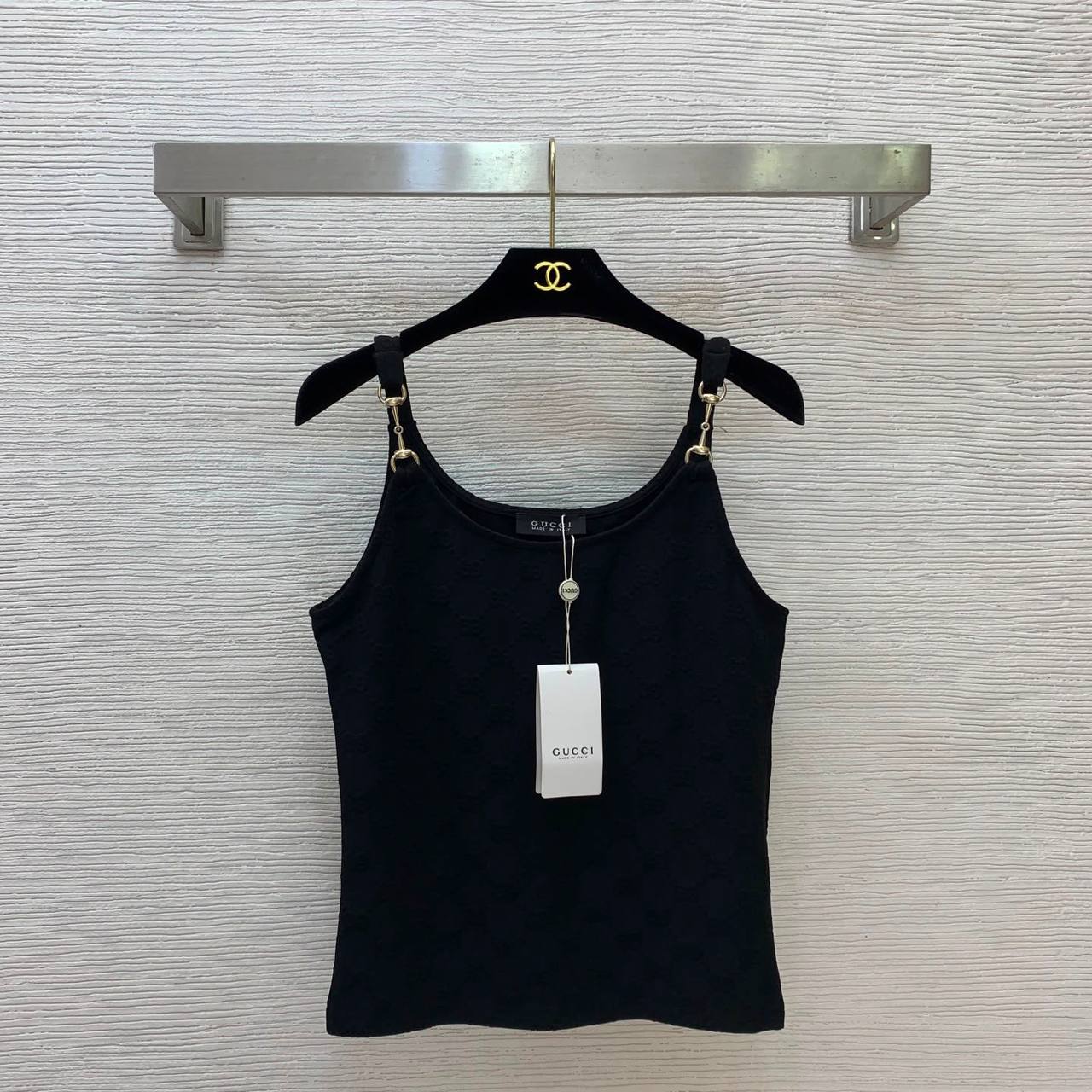 GUCCI
Women’s Top
Master Quality 
SML
250 dhs✅

Zain276
♥️♥️♥️