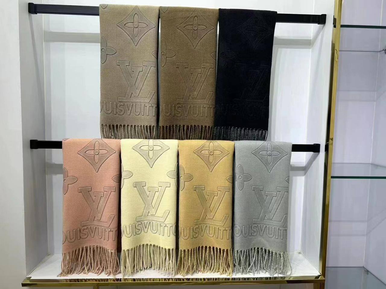 Winter scarf + Silk Scarf

45 dhs🪙🖤

Add Box 15 dhs🪙🖤

Zain93
♥️♥️♥️
