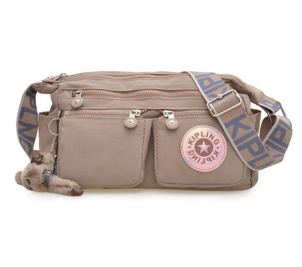 KIPLING 
GOOD QUALITY
55 dhs✅

Zain39
♥️♥️♥️