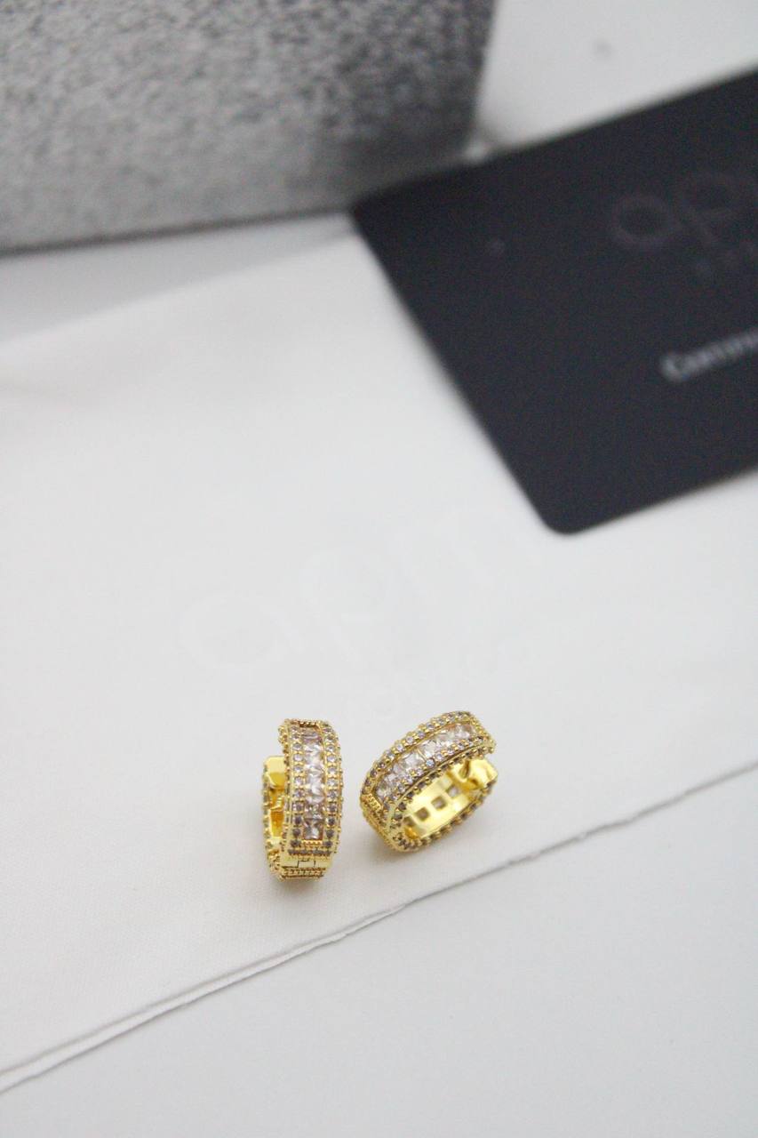 Apm earring

75 dhs 

Zain122
♥️♥️♥️