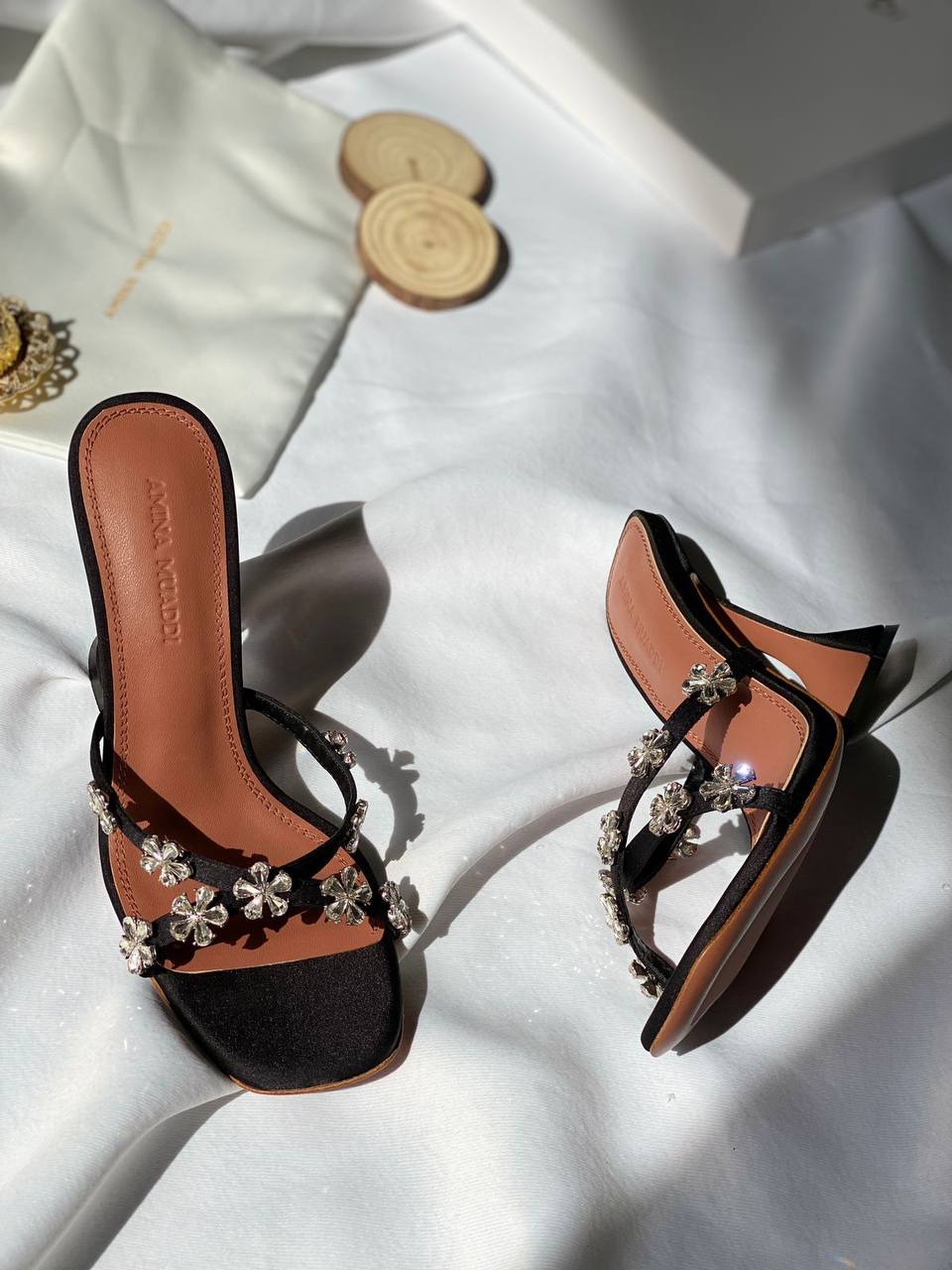 Amina 
Aaa master quality 
Size 37……..41 
400 dhs🪙🌨️

Zain180
♥️♥️♥️