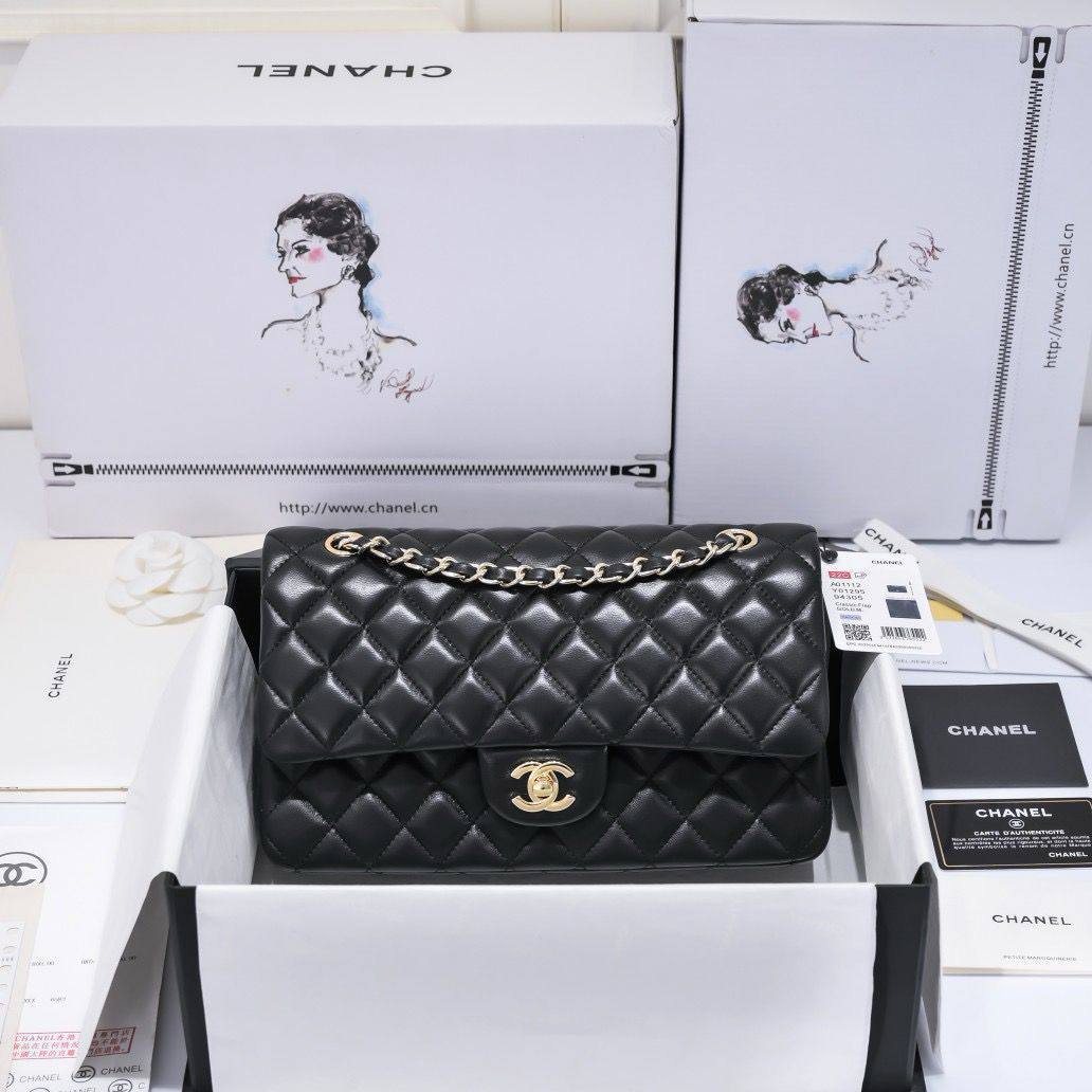 Chanel Master
25cm 💕💕270 dhs🪙💕
30cm 💕💕300 dhs🪙💕

Zain228
♥️♥️♥️
