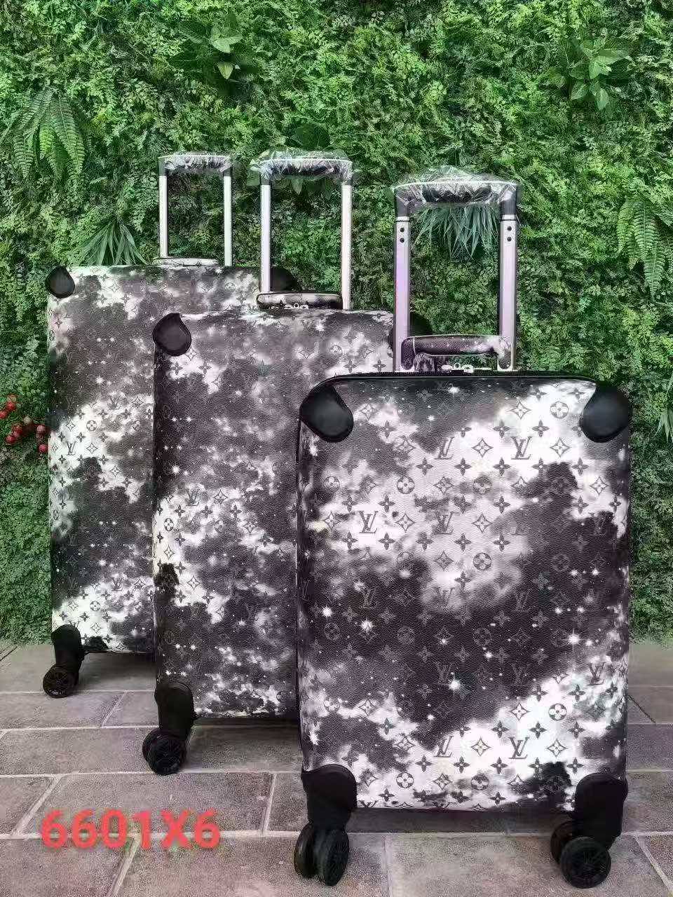 Travel Bags Set
570 dhs✅

Zain200
♥️♥️♥️