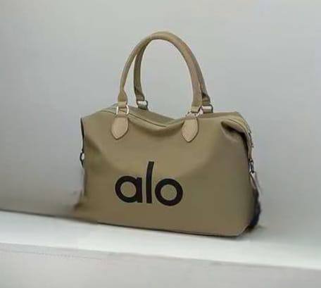 Alo
70 dhs💓

Zain232
♥️♥️♥️