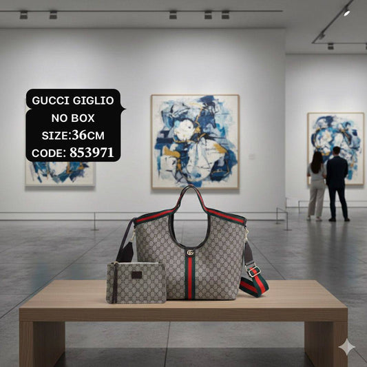 Gucci
ɢᴜᴄᴄɪ ɢɪʟɪᴏ ᴛᴏᴛᴇ
ɴᴏ ʙᴏx
ʟᴇᴀᴛʜᴇʀ
sɪᴢᴇ:𝟑𝟔ᴄᴍ
115 dhs🪙🌨️

Zain56
♥️♥️♥️