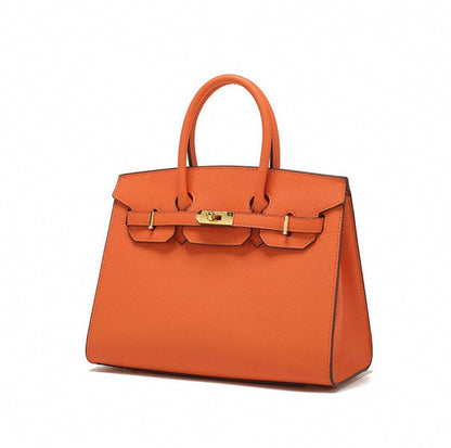 Hermes 
95 dhs✅
size 21×10×15cm

Zain213
♥️♥️♥️