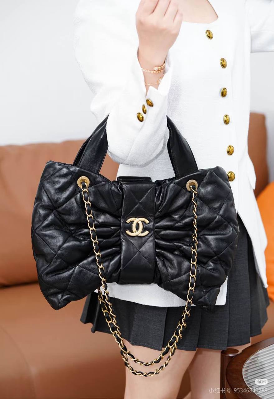 Chanel
Master🌺🌺
230 dhs✅

Zain10
