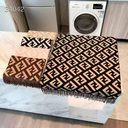 New winter Scarf   🌹🌹🌹

45 dhs🪙💚

Zain253
♥️♥️♥️