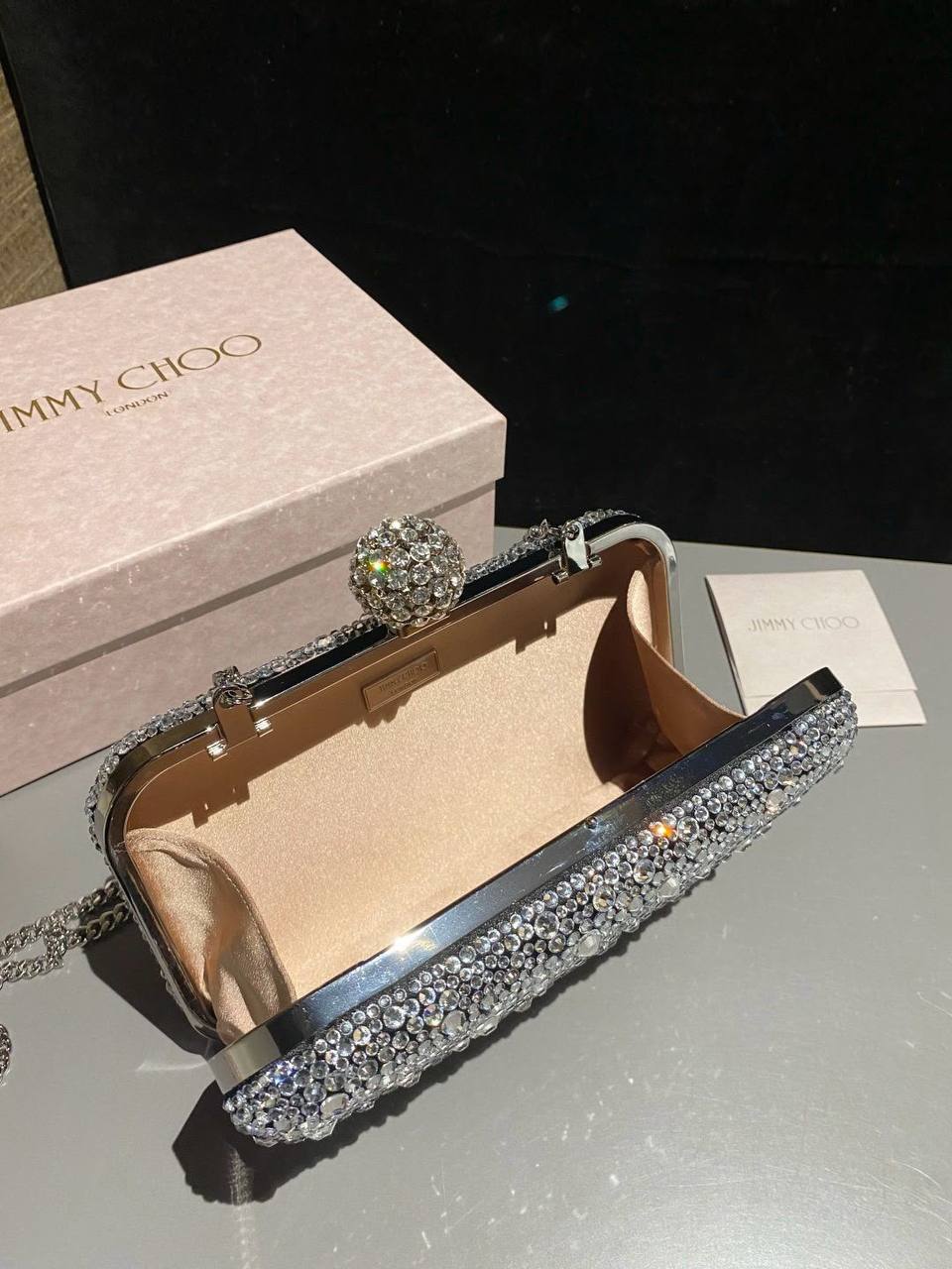 Jimmy choo ✅*
*Size 20 cm*
For Price 👇 WhatsApp✅
0568585901 
0507557372
0552275751 Owner Zain 👌

Zain274
♥️♥️♥️