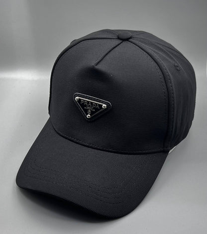 Caps

Gucci
LA
Balenciaga
Versace 
Balman
Dior
Dakley
Tommy


35 dhs🇦🇪🇦🇪

Zain182
♥️♥️♥️