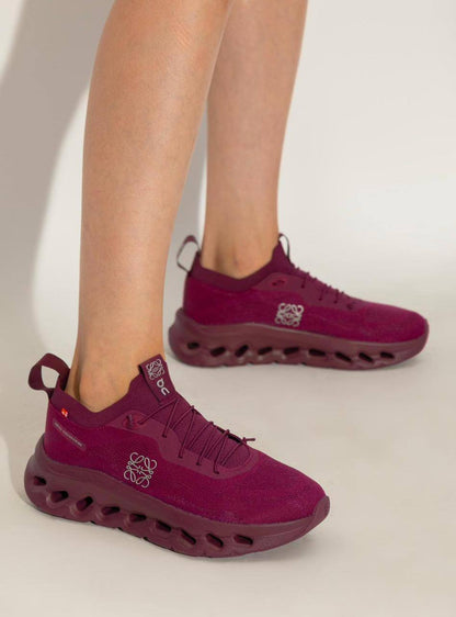 On Running Cloudtilt LOEWE Cherry，
Size 36-45 ，
240 dhs🗽

Zain18
♥️♥️♥️