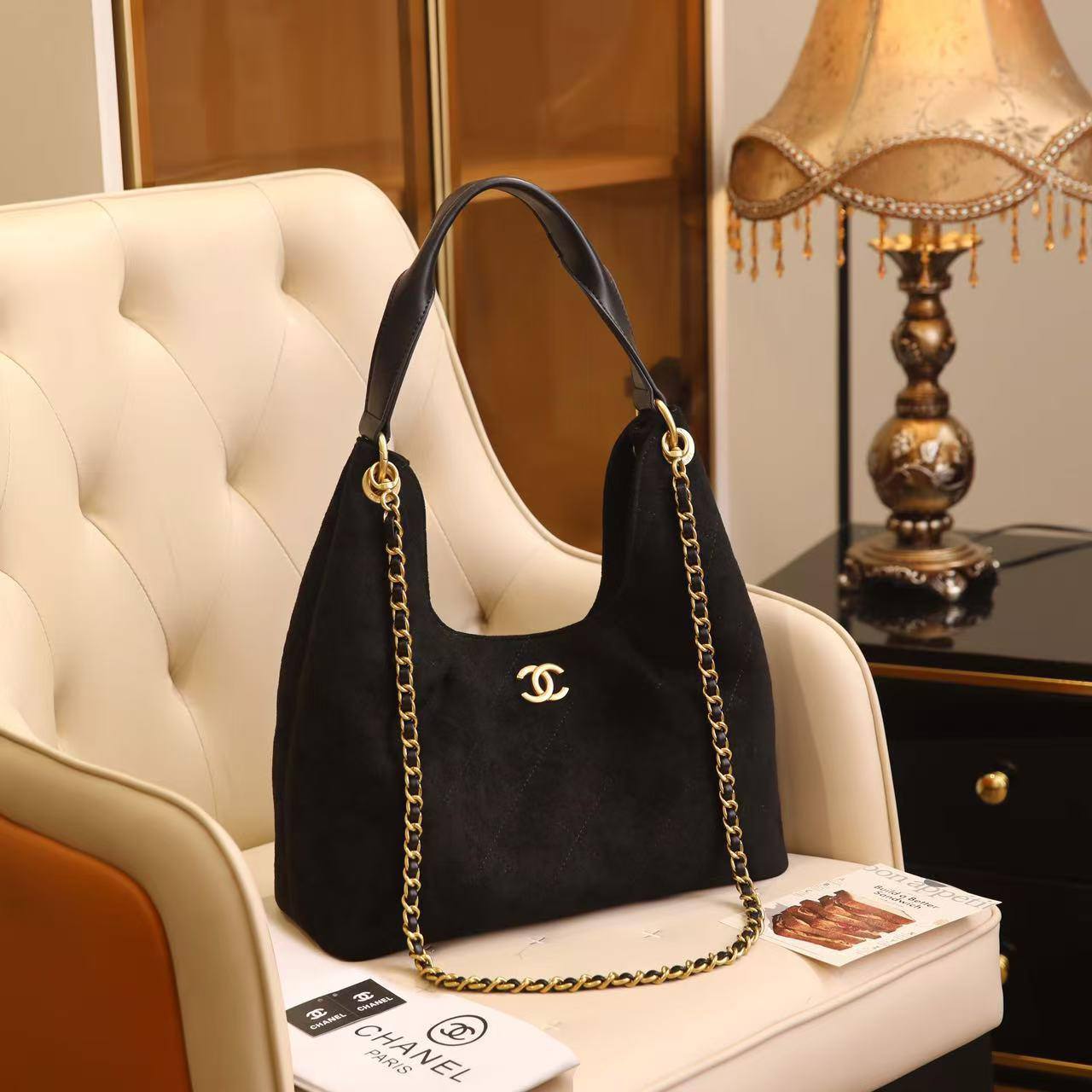 Chanel
95 dhs✅

Zain143
♥️♥️♥️